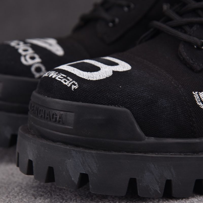 (BEST) Balenciaga Black Combat Strike L20 'Skiwear' Boots