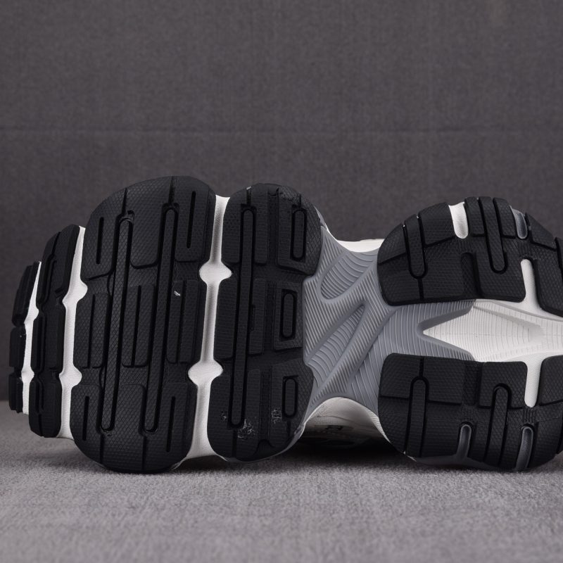 (BEST) Balenciaga Cargo Sneakers 'White Grey'