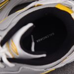 (BEST) Balenciaga Monday Sneaker 'Worn-Out White Grey Yellow'