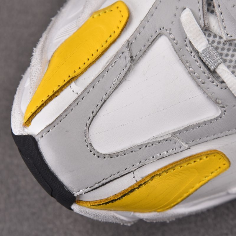 (BEST) Balenciaga Monday Sneaker 'Worn-Out White Grey Yellow'