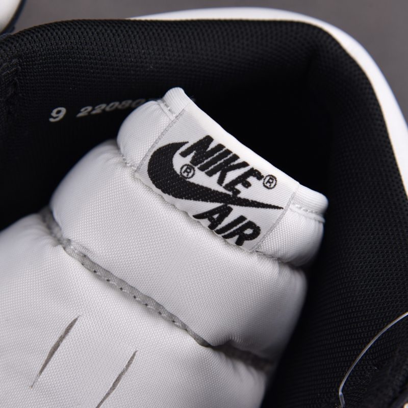 (BEST) Jordan 1 High ‘85 'Black White'