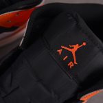 (BEST) Jordan 1 Mid 'Black Toe Starfish'