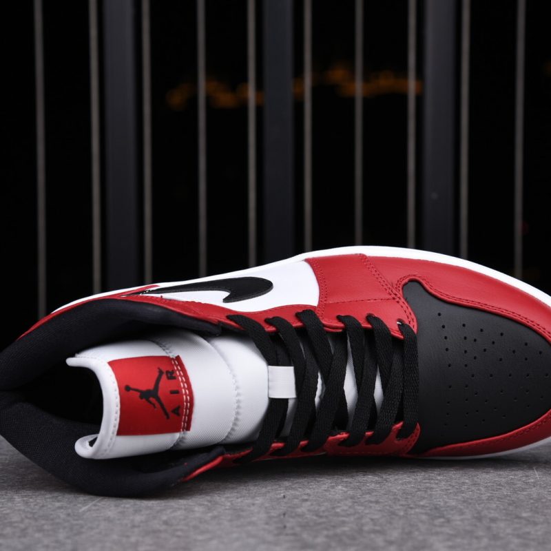 (BEST) Jordan 1 Mid 'Chicago Toe'