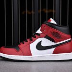 (BEST) Jordan 1 Mid 'Chicago Toe'