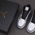 (BEST) Jordan 1 Mid 'Light Smoke Grey' V3