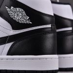 (BEST) Jordan 1 Mid 'Panda'