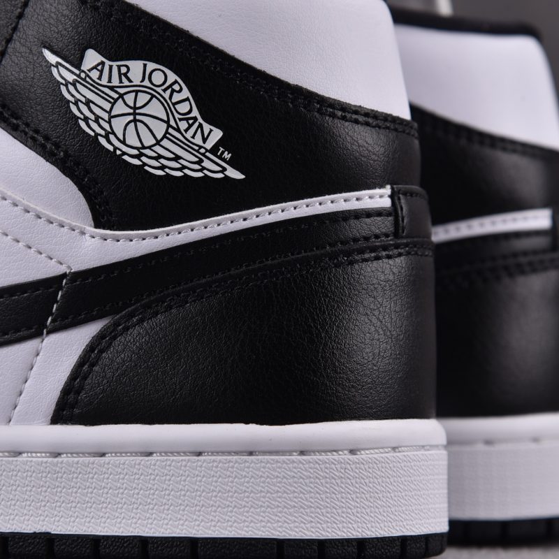 (BEST) Jordan 1 Mid 'Panda'