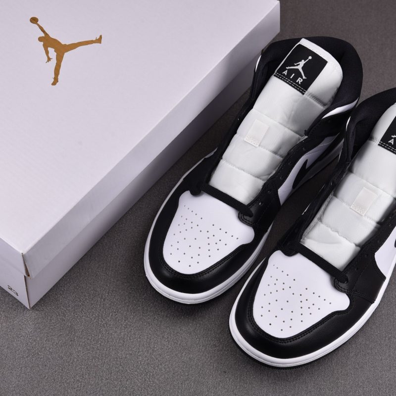 (BEST) Jordan 1 Mid 'Panda'