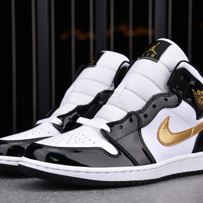 (BEST) Jordan 1 Mid Patent 'Black Gold'