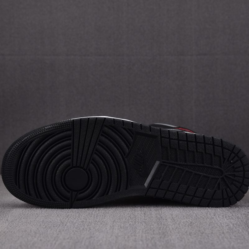 (BEST) Jordan 1 Mid 'Shadow'