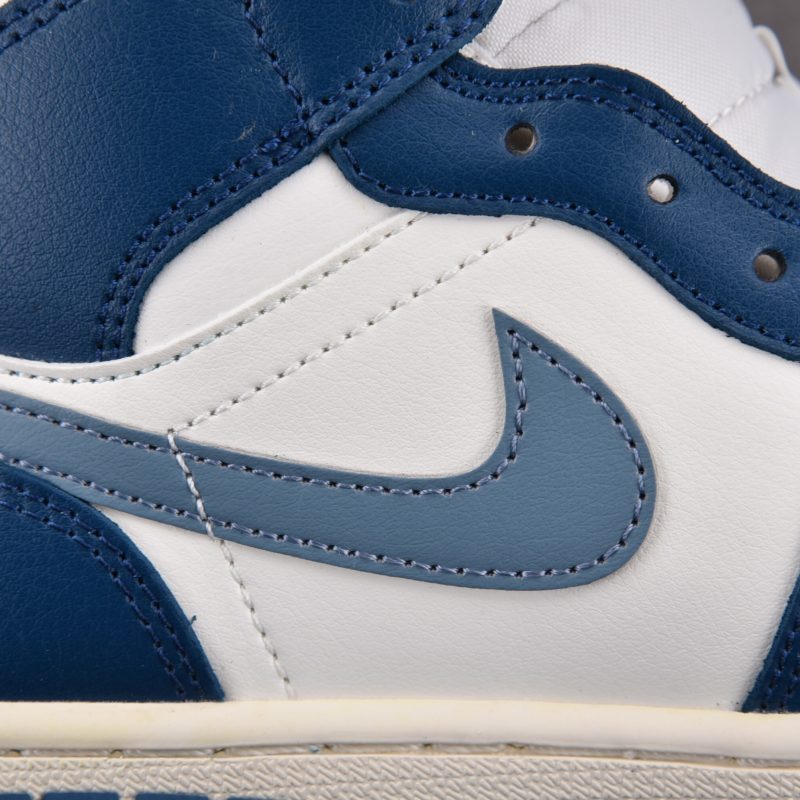 (BEST) Jordan 1 Mid 'Sky J French Blue'