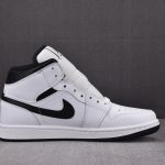 (BEST) Jordan 1 Mid 'White Black'