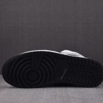 (BEST) Jordan 1 Mid 'White Black'