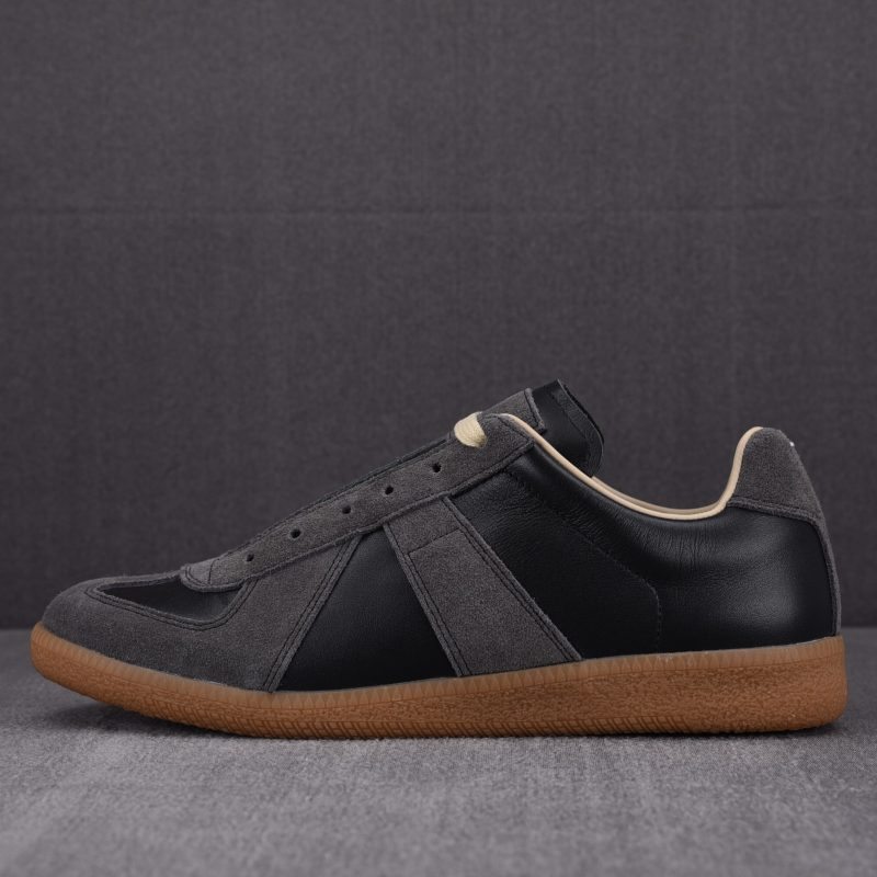 (BEST) Maison Margiela Replica 'Black Gum' Sneakers