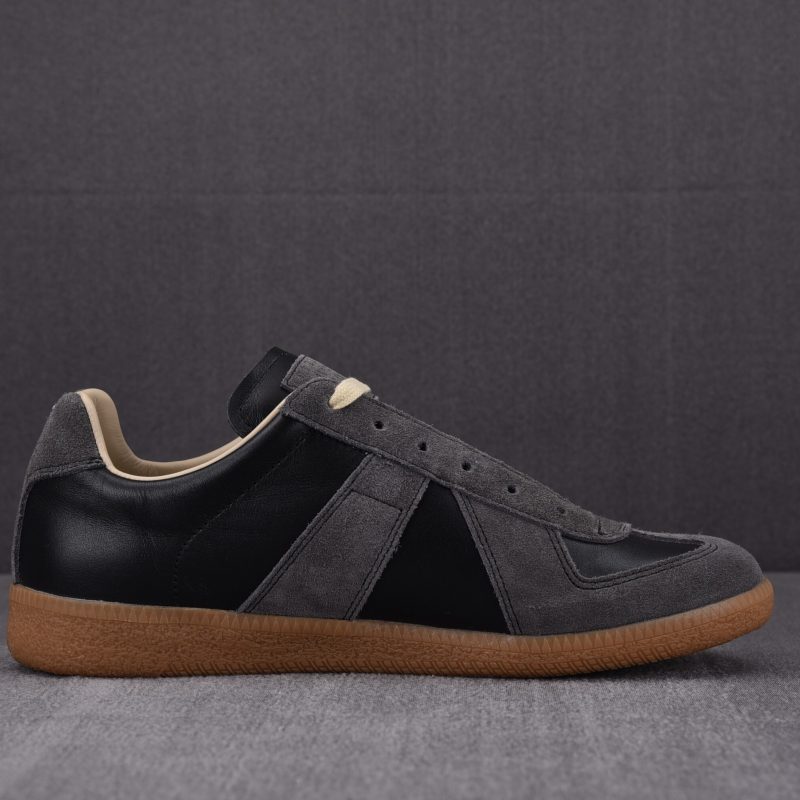 (BEST) Maison Margiela Replica 'Black Gum' Sneakers