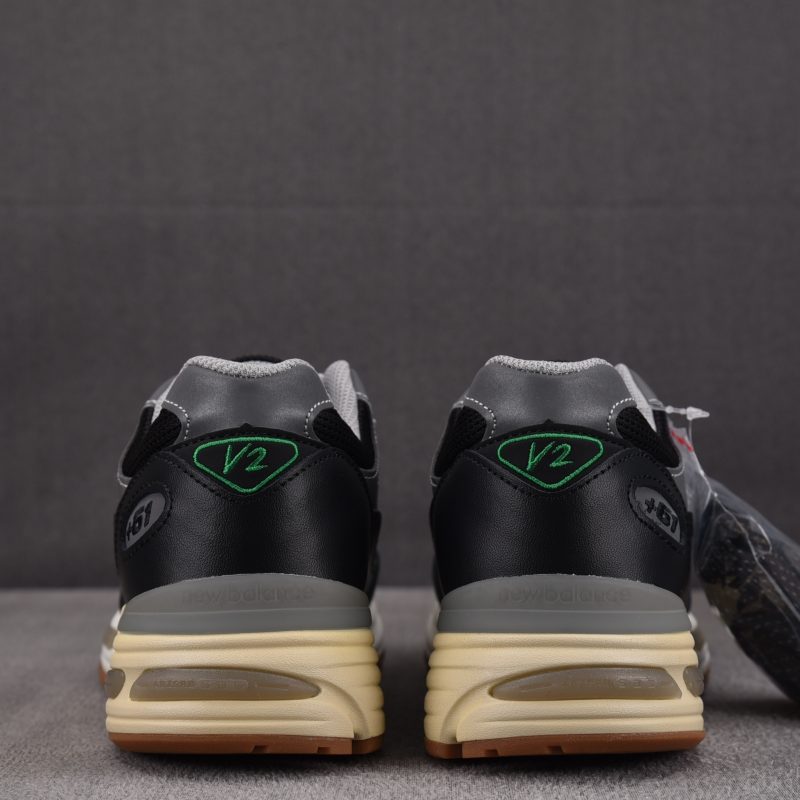 (BEST) New Balance 991v2 MiUK 'Up There'