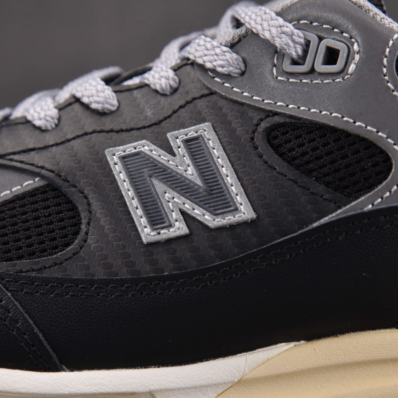 (BEST) New Balance 991v2 MiUK 'Up There'