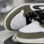 Jordan 1 Retro Low OG 'Medium Olive'