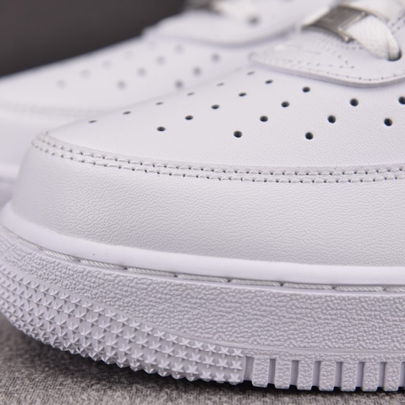 Supreme x Air Force 1 Low 'Shanghai'