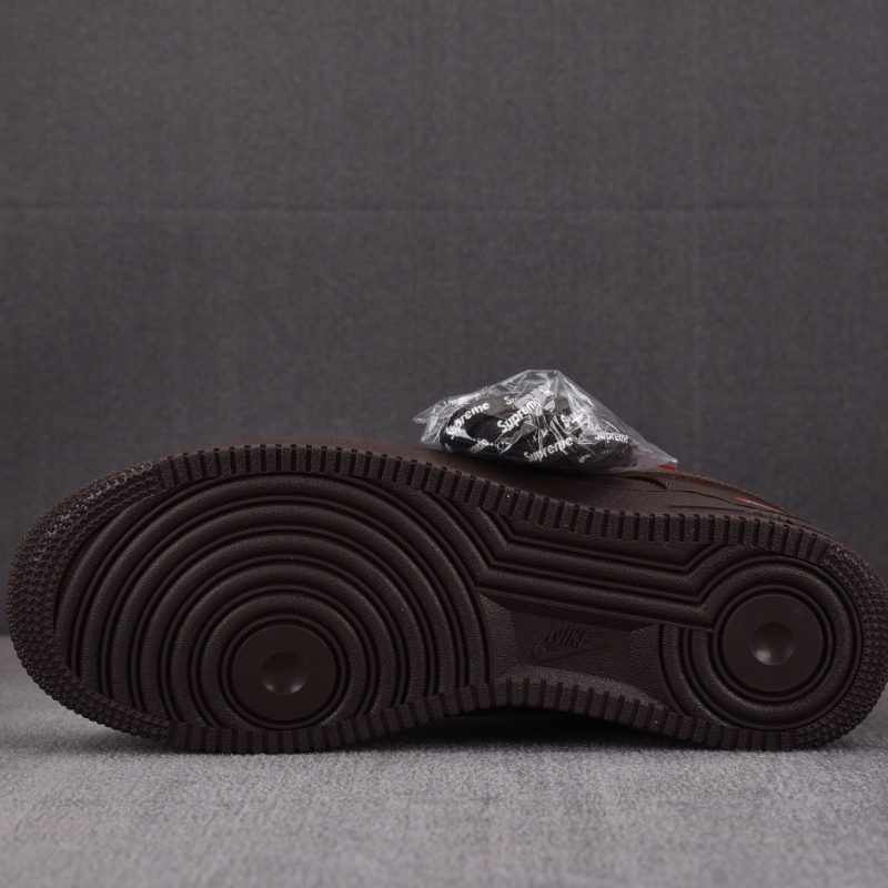 Supreme x Air Force 1 Low 'Baroque Brown'