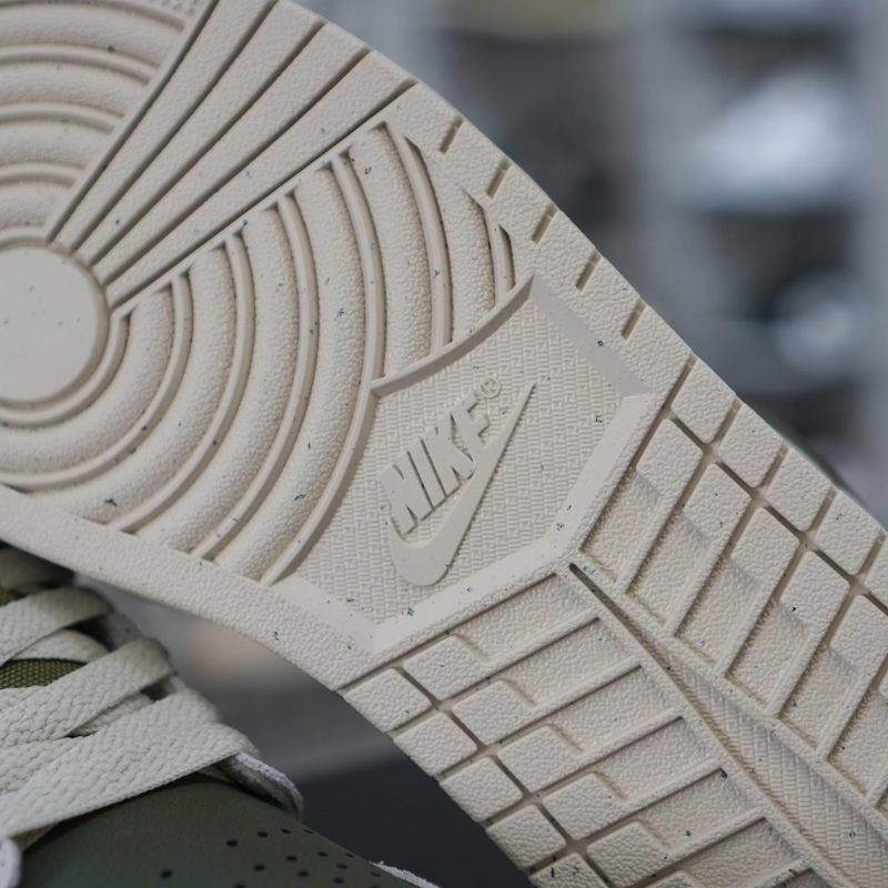 (BEST) Jordan 1 Low SE 'Medium Olive Sail'