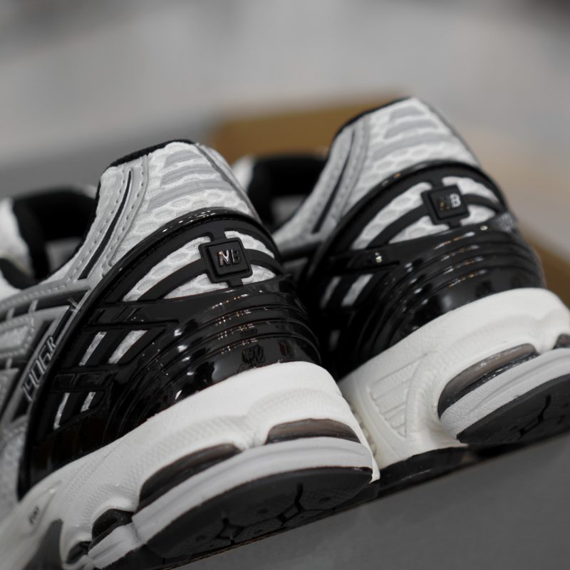 (BEST) New Balance 1906R 'Silver Black'