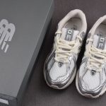 (BEST) New Balance 1906R 'Silver Metallic Sea Salt'