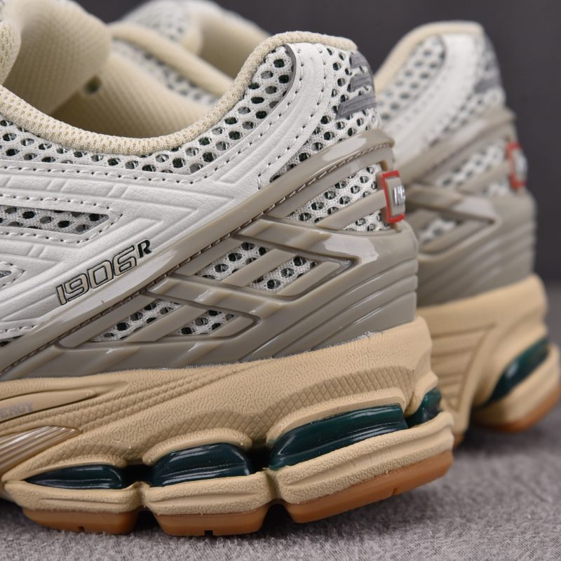 (BEST) New Balance 1906R 'White Green Cream'