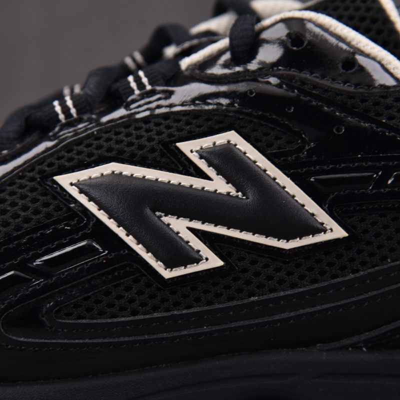 (BEST) New Balance 204L 'Black Timberwolf'