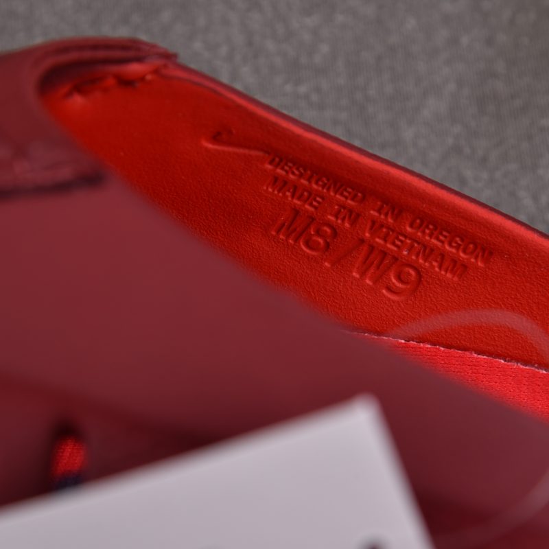 (BEST) Nike Mind 001 Slide 'Team Red'