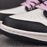 Jordan 1 Low SE Wmns 'Iced Carmine'