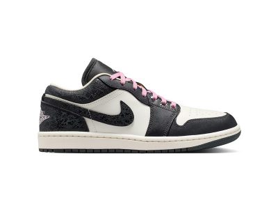 Jordan 1 Low SE Wmns 'Iced Carmine'