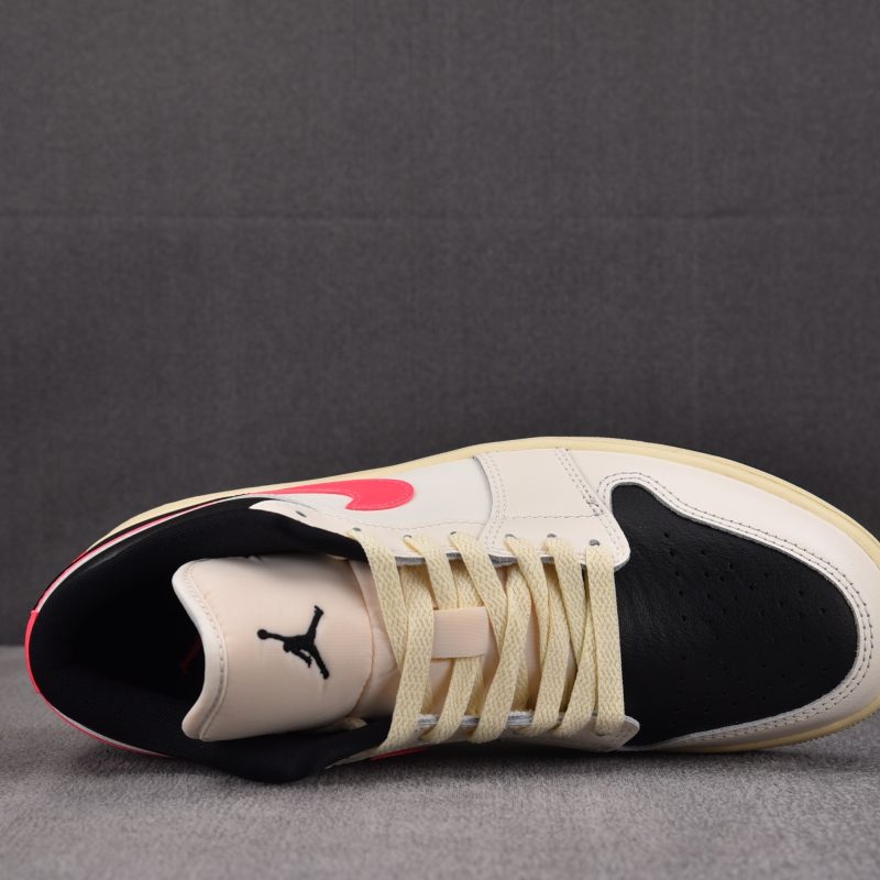 Jordan 1 Low Wmns 'Flight Club'