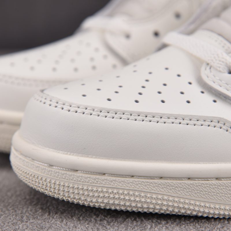 Jordan 1 Retro Low OG ‘Sail’