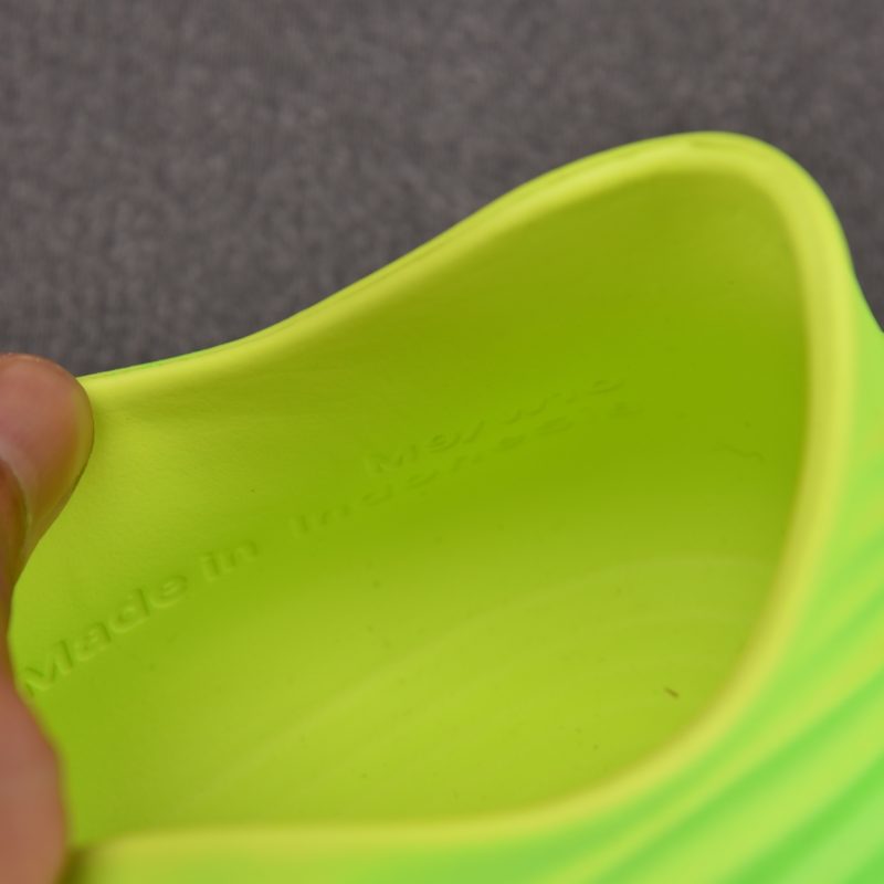 Nike ReactX Rejuven8 'Green Strike'