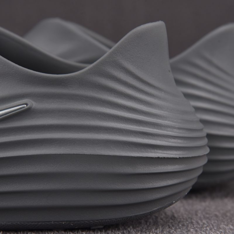 Nike ReactX Rejuven8 'Smoke Grey'