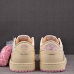 Travis Scott x Jordan 1 Retro Low OG SP 'Shy Pink'