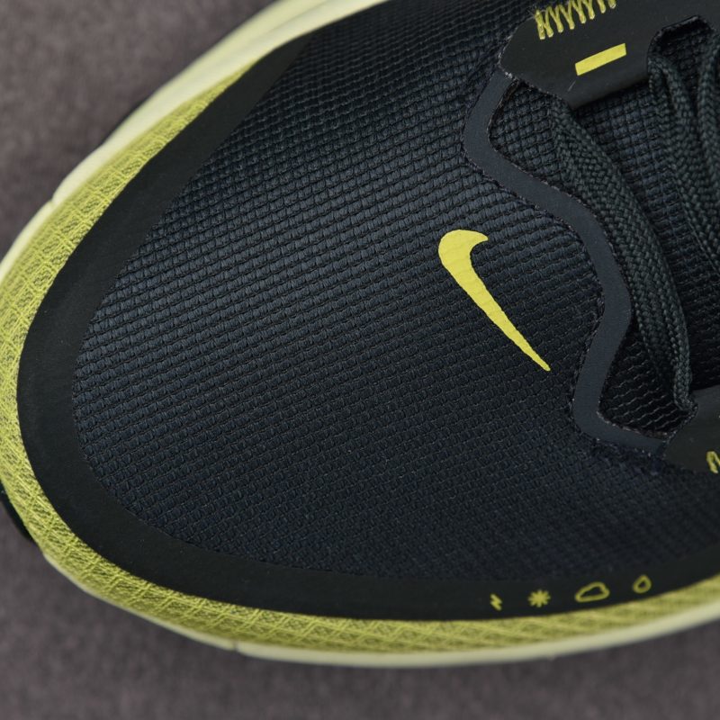 Vomero 18 Gore-Tex 'Seaweed Light Liquid Lime'
