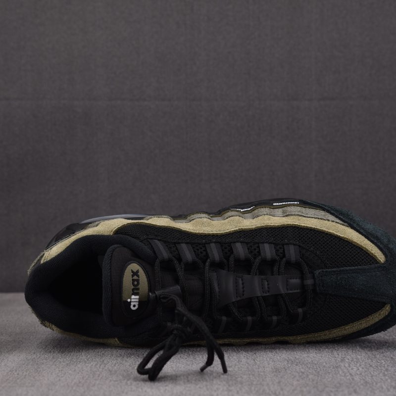 Air Max 95 SP Undefeated Geo La Brea 'Medium Olive'