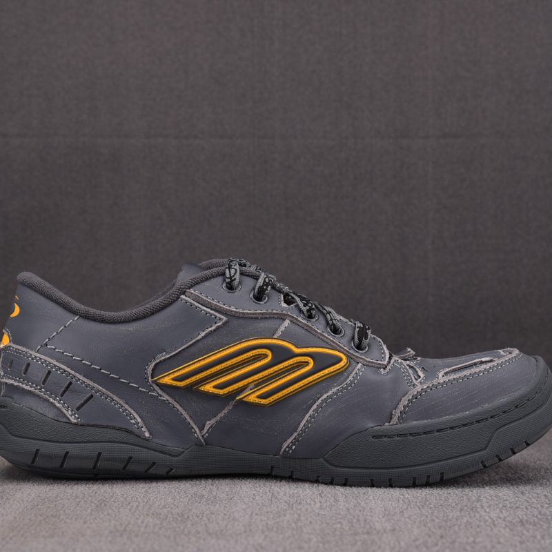 Balenciaga Hamptons Sneaker Worn-Out 'Grey Yellow'