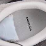 Balenciaga Hamptons Sneaker Worn-Out 'Off-White'
