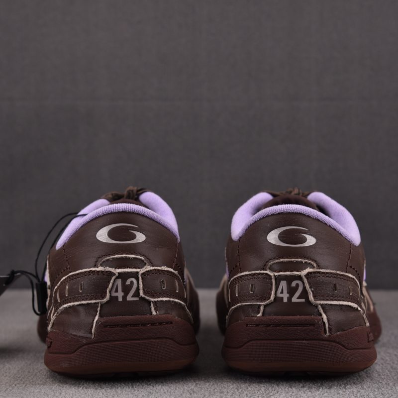 Balenciaga Hamptons Worn-Out Sneaker 'Brown Lilac'