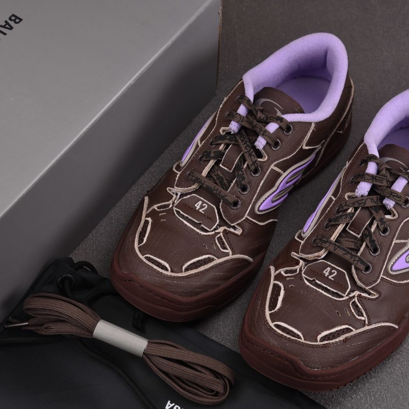 Balenciaga Hamptons Worn-Out Sneaker 'Brown Lilac'