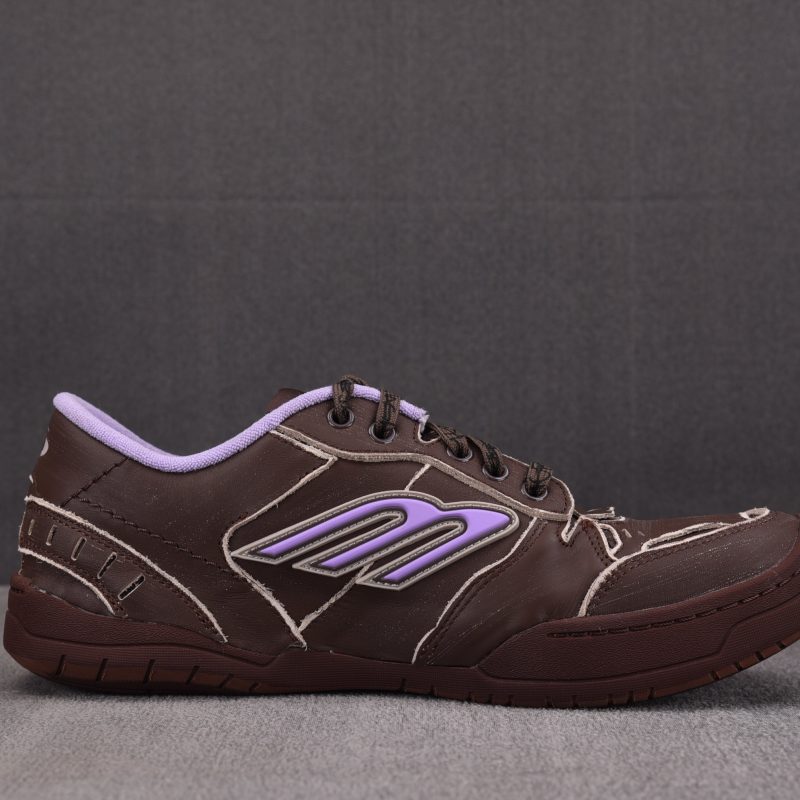 Balenciaga Hamptons Worn-Out Sneaker 'Brown Lilac'