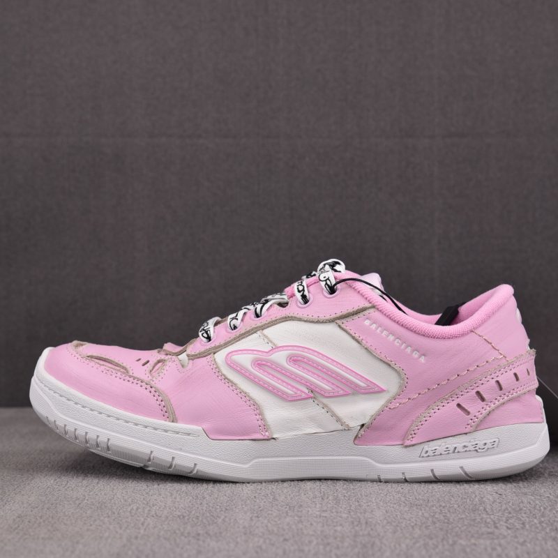 Balenciaga Hamptons Worn-Out Sneaker 'Pink'