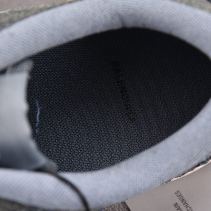 Balenciaga Hamptons Worn-Out Sneaker 'Vintage Denim'