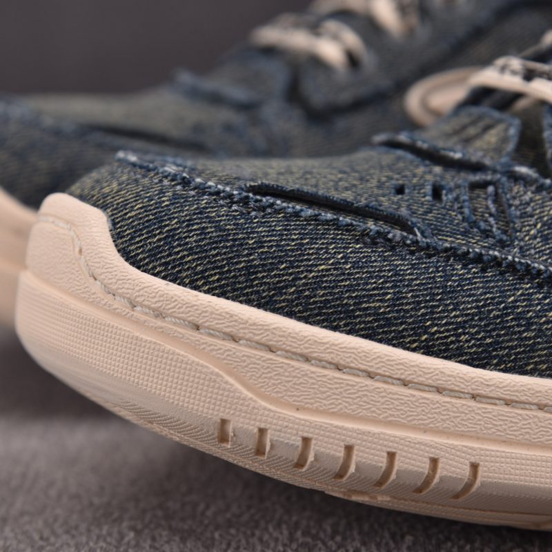 Balenciaga Hamptons Worn-Out Sneaker 'Vintage Denim'
