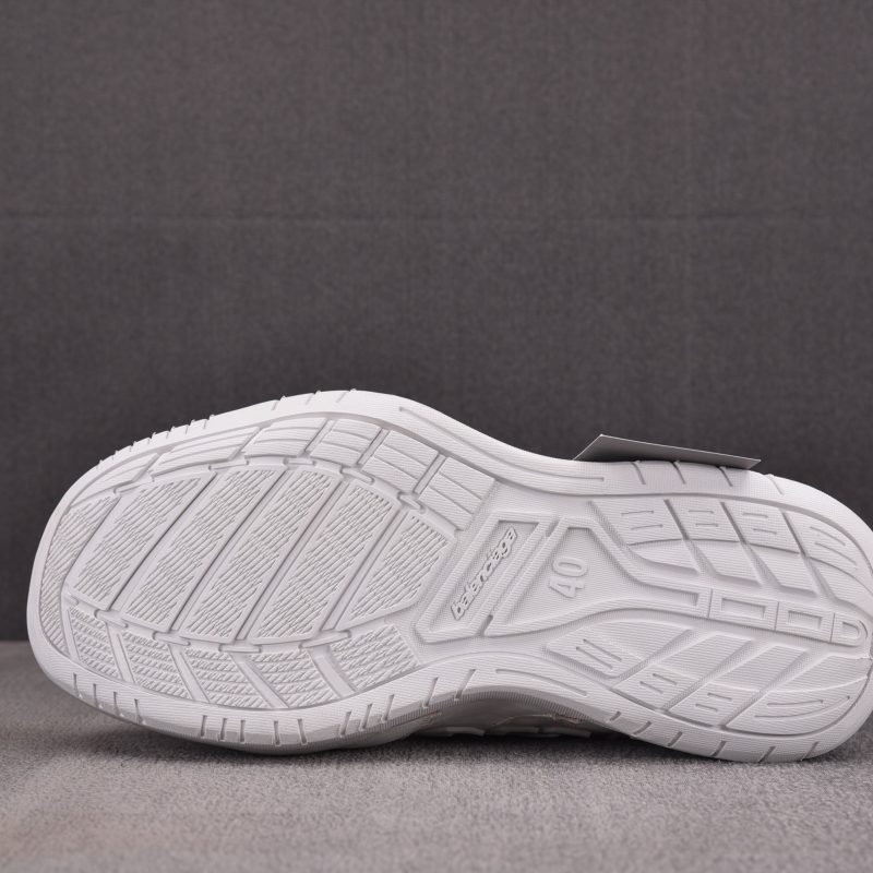 Balenciaga Hamptons Worn-Out Sneaker 'White Dark Blue'