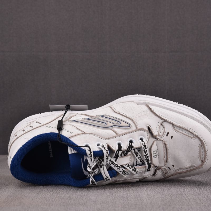 Balenciaga Hamptons Worn-Out Sneaker 'White Dark Blue'
