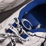 Balenciaga Hamptons Worn-Out Sneaker 'White Dark Blue'